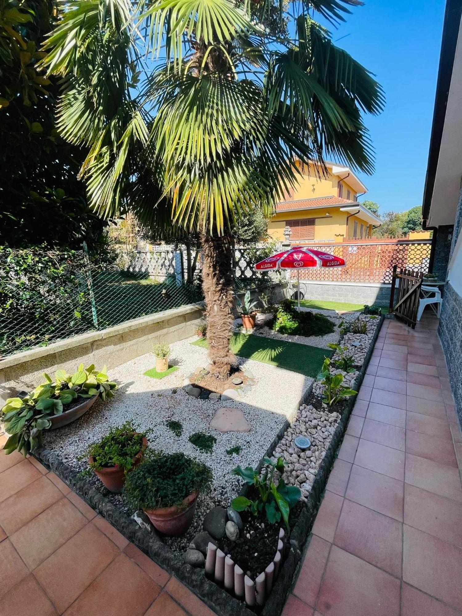 Casa Vacanze Il Fiore Di Loto Διαμέρισμα Zibido San Giacomo Εξωτερικό φωτογραφία